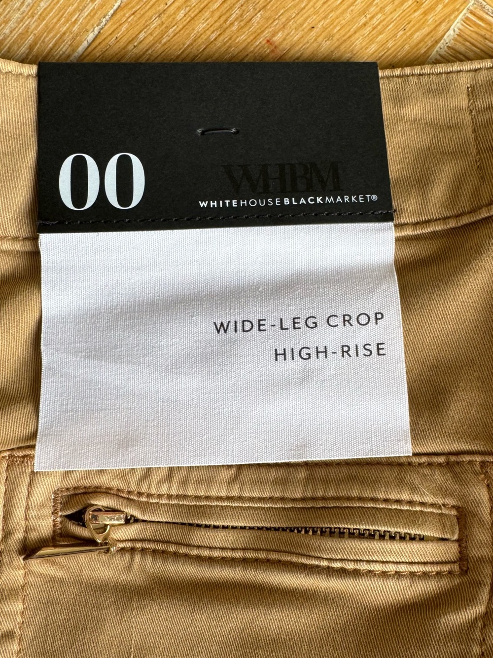 White House Black Market Wide-Leg Pants in Khaki - Picture 6 of 6